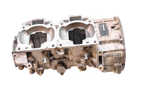 Ski-Doo - 13 Ski-Doo MXZ TNT 600 HO E-TEC Crankcase Center Crank Case 120"