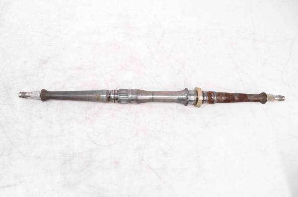 Kawasaki - 02 Kawasaki Prairie 650 4x4 Rear Axle KVF650