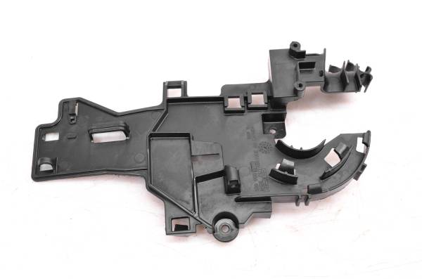 Ski-Doo - 16 Ski-Doo Renegade X 600 HO E-Tec Tank Cover Support