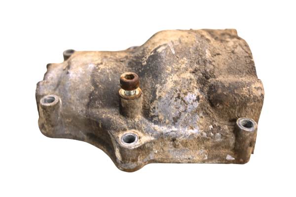 Yamaha - 86 Yamaha Moto-4 225 2x4 Middle Gear Crankcase Cover YFM225S