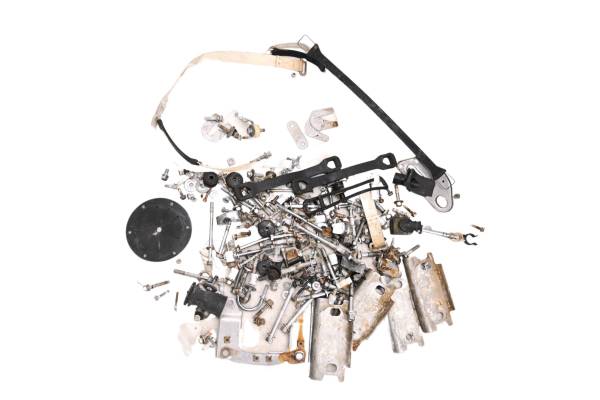 Yamaha - 12 Yamaha Waverunner VX Cruiser Hardware Set Nuts & Bolts VX1100A