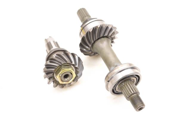 Arctic Cat - 97 Arctic Cat 454 4x4 Transmission Bevel Gears Output Shaft