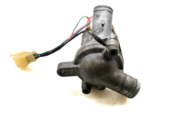 Yamaha - 06 Yamaha YZF600R Thermostat & Housing Cover