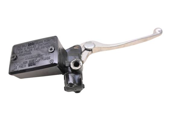 Kawasaki - 08 Kawasaki Versys 650 Front Brake Master Cylinder KLE650