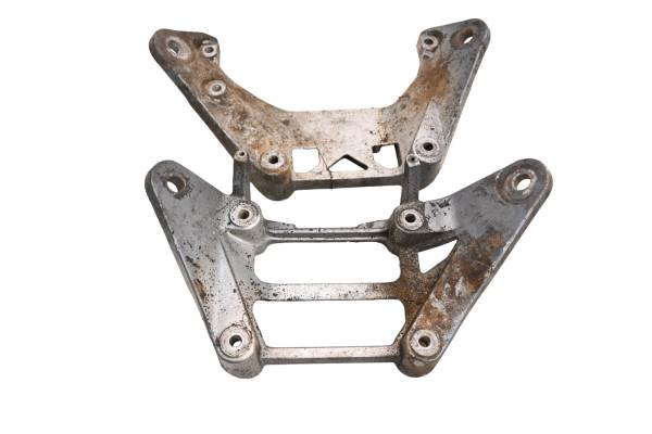Yamaha - 97 Yamaha Waverunner GP1200 Engine Motor Support Bracket Mounts