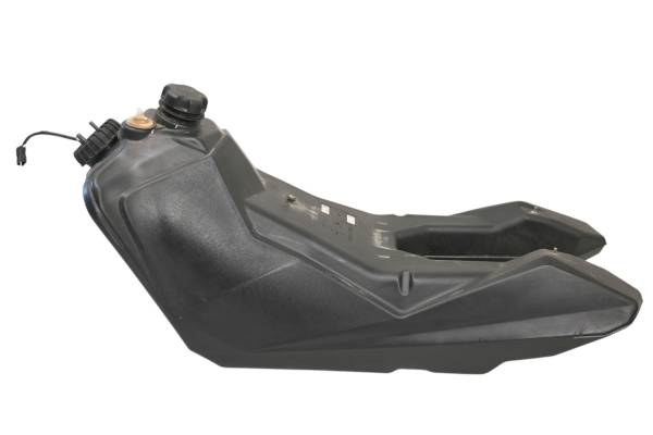 Polaris - 19 Polaris 800 Axyx SKS Gas Tank & Fuel Pump 146"