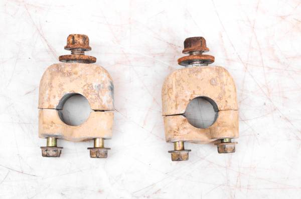 Honda - 03 Honda Recon 250 ES 2x4 Handlebar Clamps TRX250TE
