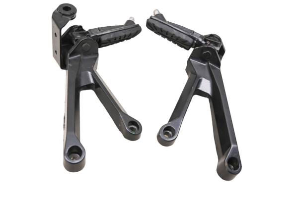 KTM - 23 KTM 390 RC Foot Pegs