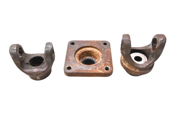 CF Moto - 12 CFMoto ZForce 600 4x4 Rear Drive Shaft Coupler Z6