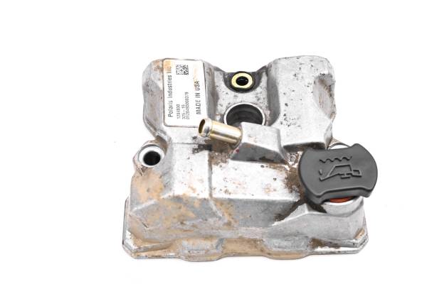 Polaris - 15 Polaris Sportsman ETX 4x4 Valve Cover
