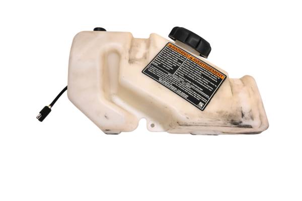 Polaris - 12 Polaris Switchback 800 Pro R ES Oil Tank 136"