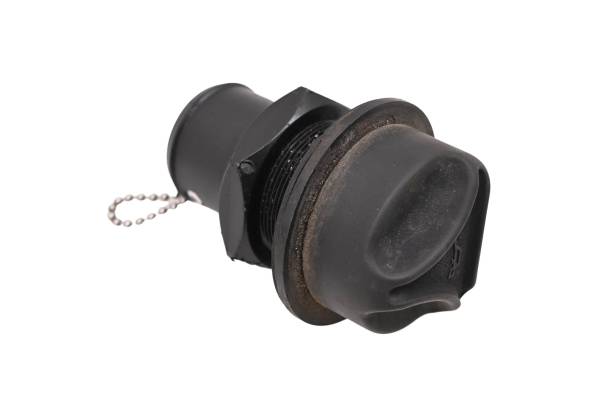 Yamaha - 04 Yamaha Waverunner GP800R Oil Cap