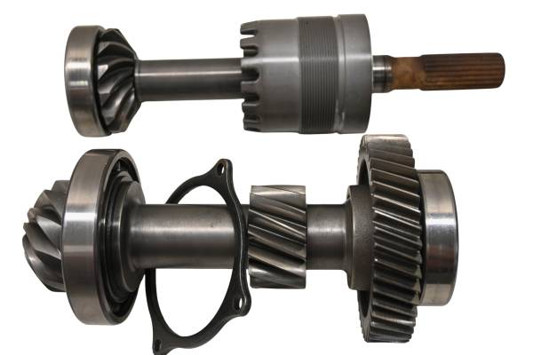 Polaris - 18 Polaris Ranger 500 2x4 Transmission Bevel Gears Output Shaft