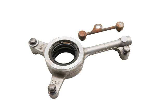 Yamaha - 01 Yamaha Grizzly 600 4x4 Oil Pipe & Line Connector YFM600F