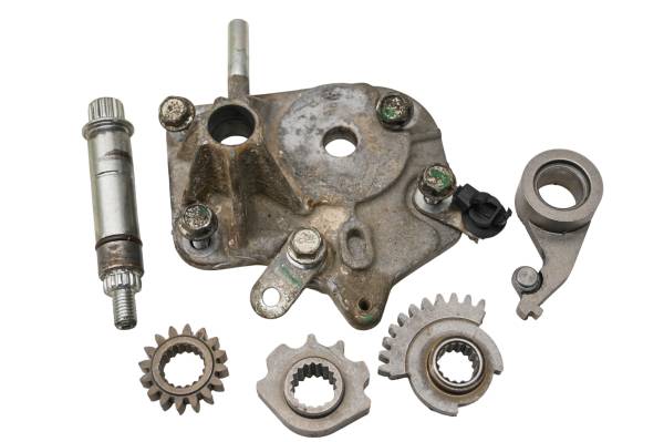 Polaris - 22 Polaris PRO XD Mid-Size Shift Shaft Shifter & Cover