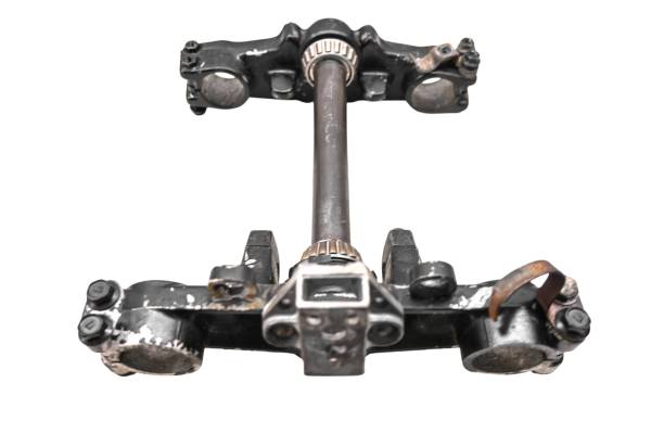 Kawasaki - 00 Kawasaki KLR650 Triple Tree Handlebar Clamps