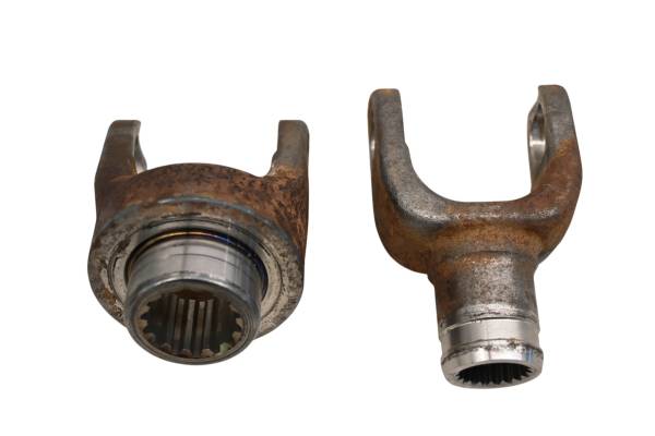 Yamaha - 16 Yamaha YXZ1000R EPS 4x4 Middle Drive Shaft Yokes