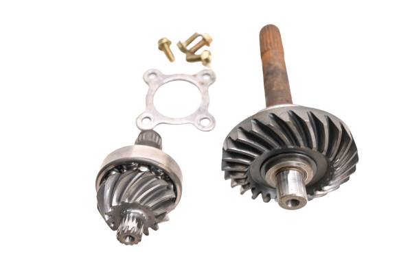Polaris - 99 Polaris Scrambler 500 4x4 Transmission Bevel Gears Output Snorkel Shaft