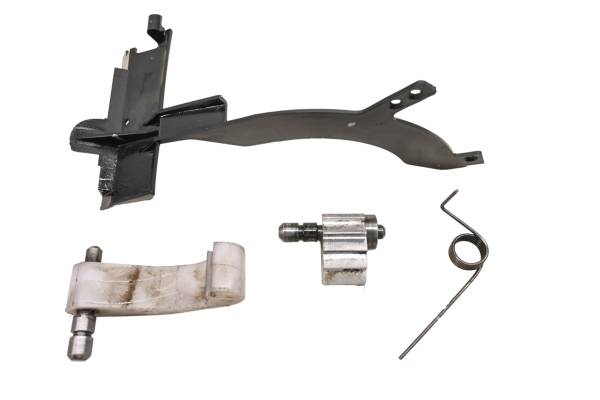 Polaris - 98 Polaris Sportsman 500 4x4 Transmission Oil Deflector Baffle Tensioner