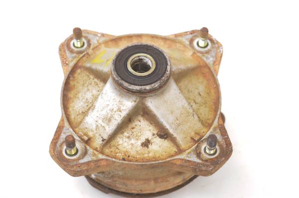 Yamaha - 89 Yamaha Moto-4 200 Front Right Brake Drum & Hub YFM200DXW