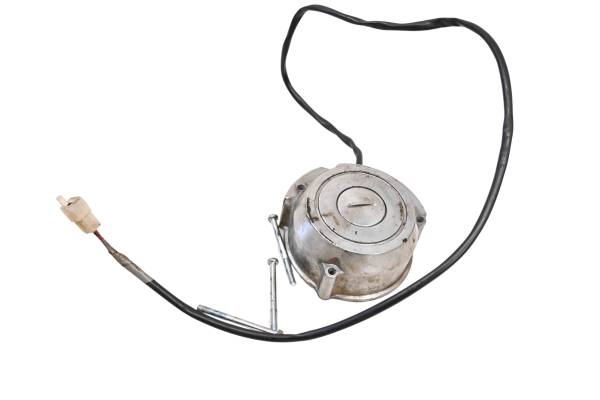 Yamaha - 83 Yamaha XS400R Stator Cover & Brushes Assembly