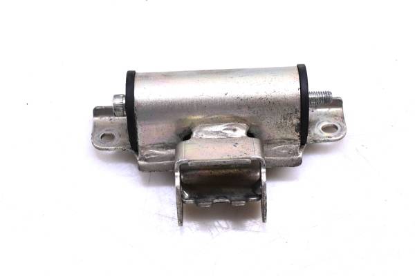 Yamaha - 09 Yamaha FZ6R Gas Tank Damper Cushion Bracket Mount