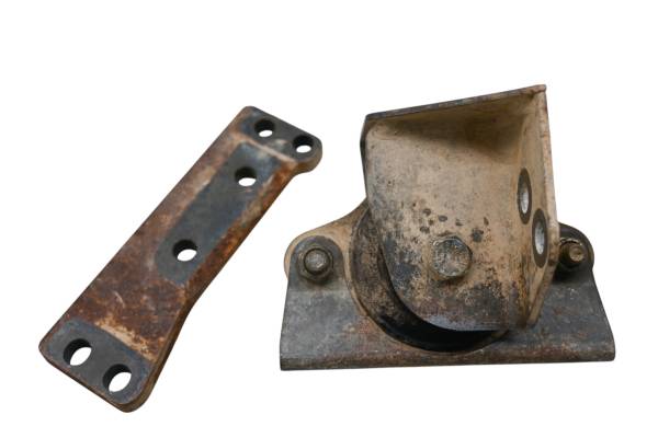 Polaris - 13 Polaris RZR 800 EFI EPS 4x4 Engine Mounting Brackets