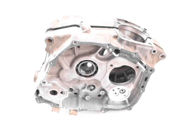 Honda - 83 Honda ATC200E Crankcase Center Crank Case Big Red 200