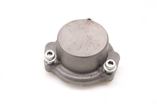 Arctic Cat - 04 Arctic Cat 500 4x4 Secondary Shaft Bearing Carrier