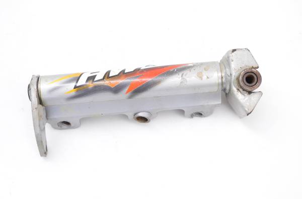 Arctic Cat - 02 Arctic Cat ZR 800 EFI Cross Country Front Right Spindle Knuckle 121"