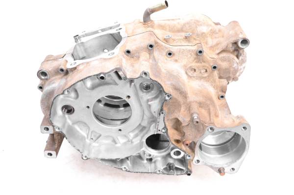 Honda - 87 Honda Foreman 350 4x4 Crankcase Center Crank Case TRX350D