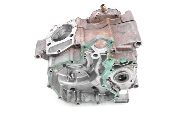 Honda - 87 Honda Fourtrax 125 2x4 Crankcase Center Crank Case TRX125