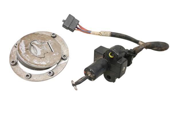 Honda - 91 Honda Interceptor 750 Key Switch & Gas Cap VFR750F