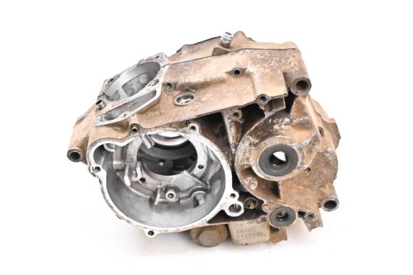 Honda - 85 Honda ATC200M Crankcase Center Crank Case