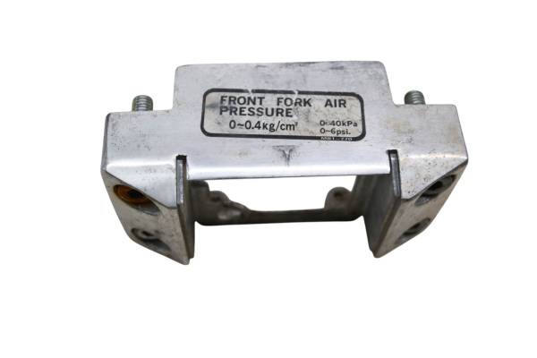 Honda - 85 Honda Shadow 500 Handlebar Holder Upper VT500C