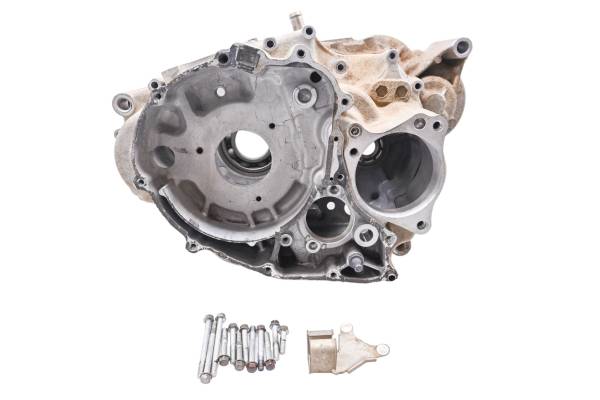 Honda - 85 Honda Fourtrax 250 2x4 Crankcase Center Crank Case TRX250