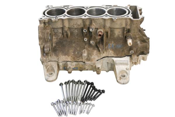 Honda - 03 Honda Aquatrax R-12X Crankcase Center Crank Case & Cylinders ARX1200T2A