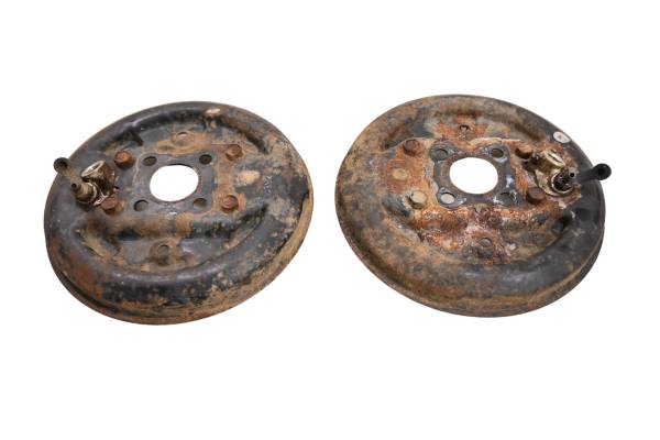 Honda - 02 Honda Recon 250 ES 2x4 Front Brake Drum Plate Cover Housings TRX250TE For Parts