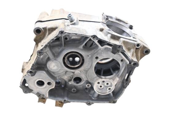 Honda - 83 Honda ATC200E Crankcase Center Crank Case Big Red