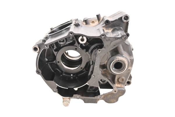 Honda - 86 Honda Fourtrax 200 Crankcase Center Crank Case TRX200SX