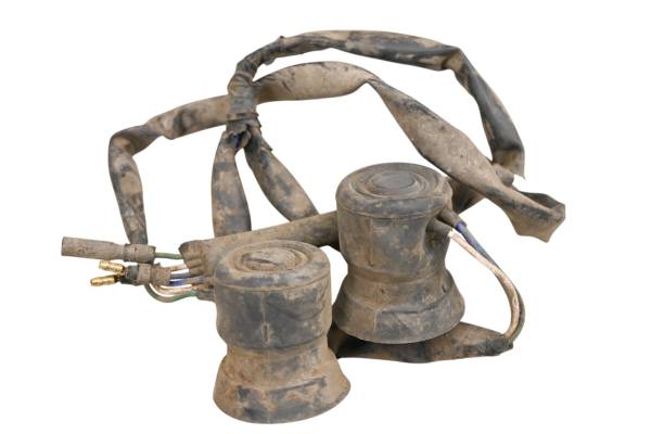 Honda - 03 Honda Recon 250 2x4 Front Headlight Wires Sockets TRX250TM