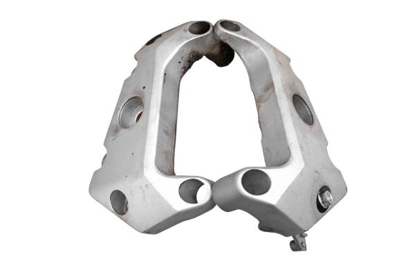 Honda - 04 Honda CB900F Frame Pivot Brackets Mounts Left & Right Hornet 919