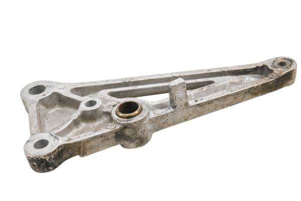 Honda - 99 Honda Nighthawk 250 Rear Right Footrest Peg Bracket Mount CB250