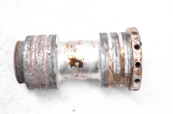 Honda - 04 Honda TRX450R Rear Bearing Carrier Axle Housing Sportrax 450