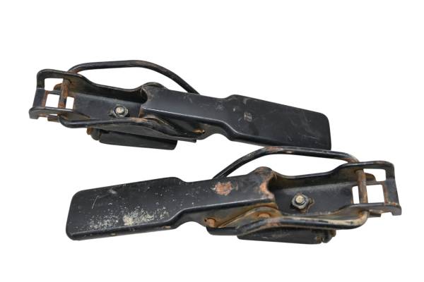 Kawasaki - 23 Kawasaki Mule PRO-DXT EPS 4x4 Tailgate Main Clamp Latches KDT1000