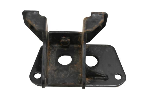 Kawasaki - 02 Kawasaki Mule 3010 4x4 Front Transmission Gearcase Bracket Mount KAF620