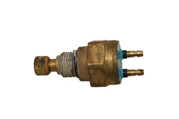 Kawasaki - 02 Kawasaki Mule 3010 4x4 Fan Switch KAF620