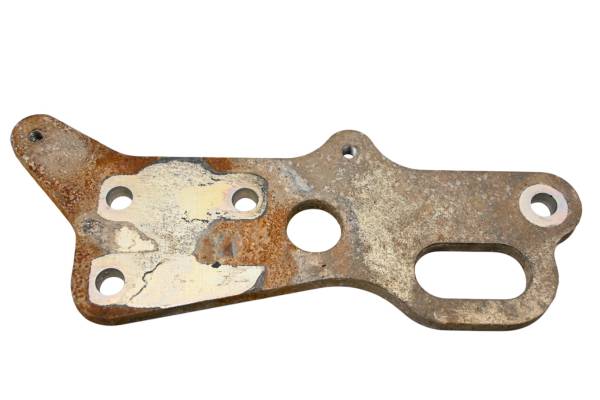 Kawasaki - 19 Kawasaki Mule PRO-DXT EPS 4x4 Cylinder Head Bracket Mount KAF1000