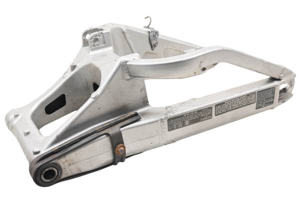 Kawasaki - 09 Kawasaki Versys 650 Rear Swingarm LE650A