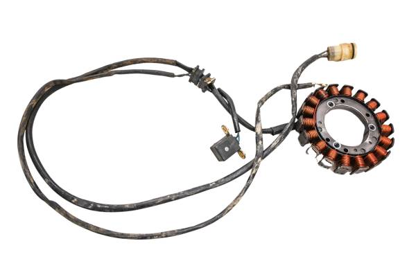 Kawasaki - 04 Kawasaki Prairie 700 4x4 Stator KVF700